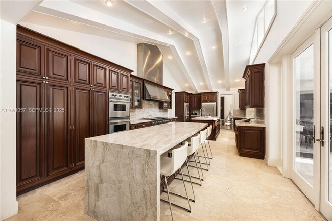 Building Photo - 14200 SW 70th Ave