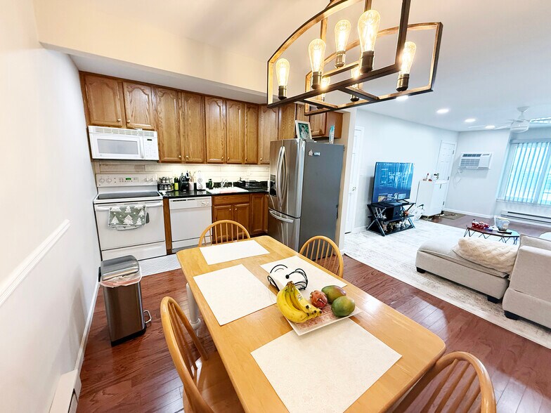 Dining Room / Kitchen - 1382 Ocean Ave