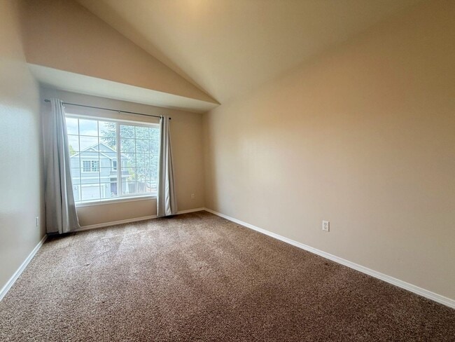 Building Photo - Updated Craftsman on Corner Lot in Aloha~ ...