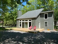 Building Photo - 5 Masters Trail