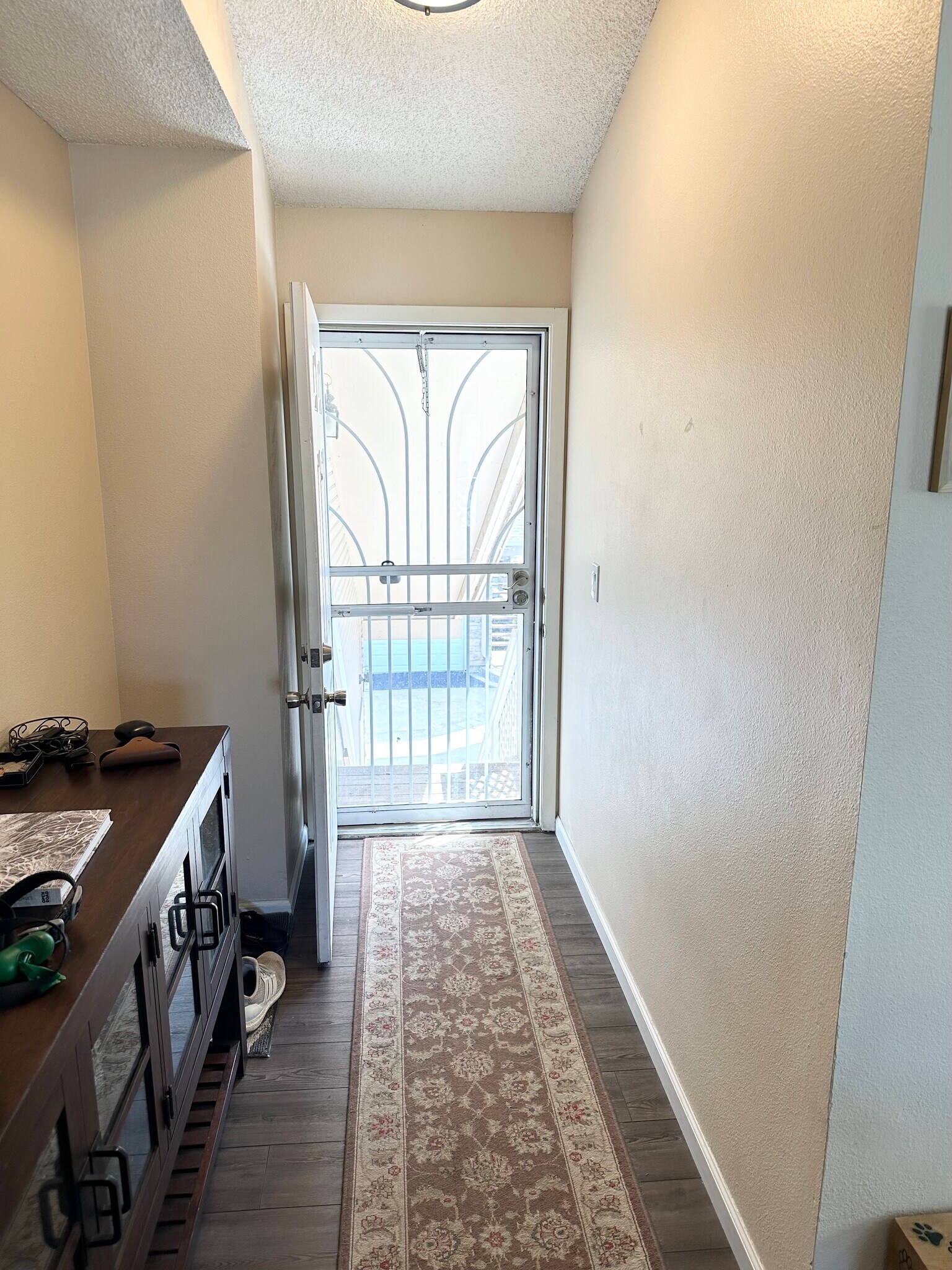 Building Photo - 344 S Estes St