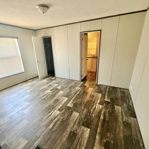 Building Photo - 110 Jones St