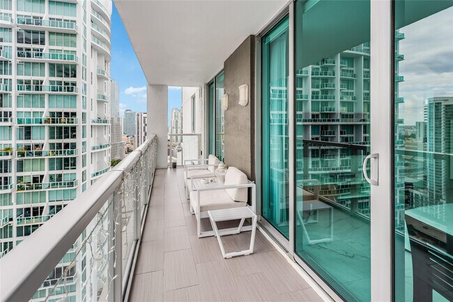 Building Photo - 55 SE 6th St