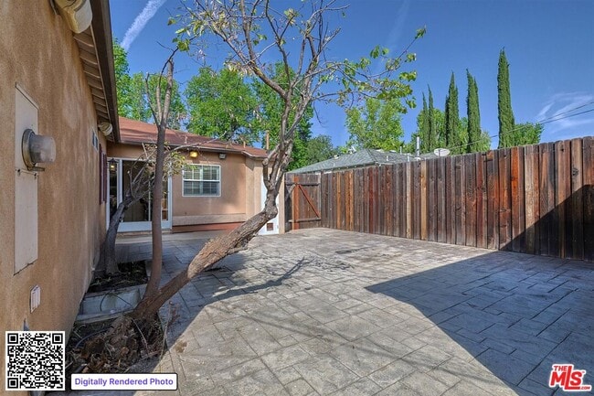 Building Photo - 4722 Ventura Canyon Ave