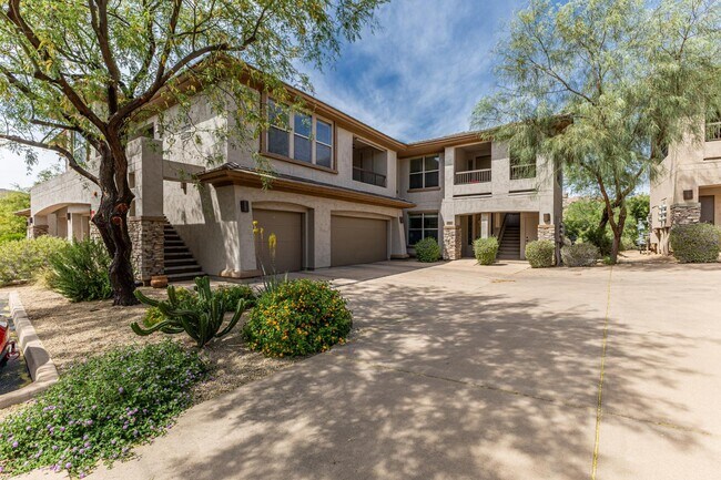 Building Photo - 10260 E White Feather Ln