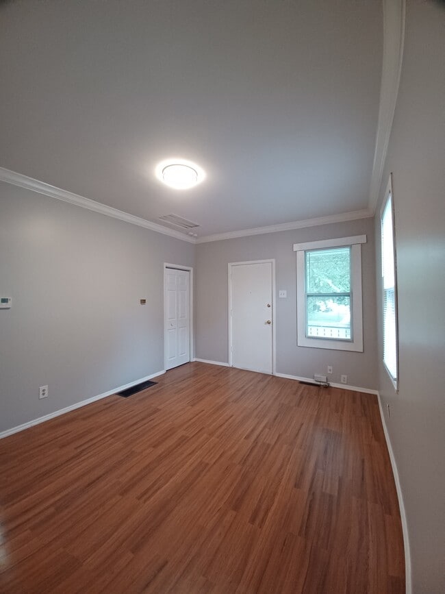 Living Room - 4096 Concordia Ave