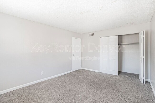 Building Photo - 10211 Ura Ln