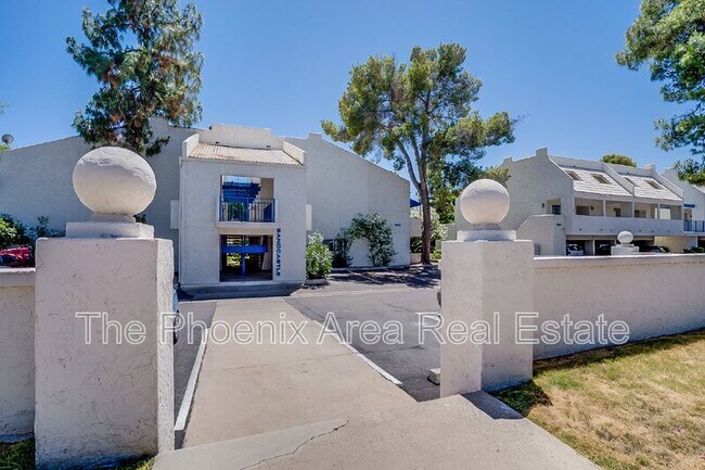 Building Photo - 1143 E Sandpiper Dr