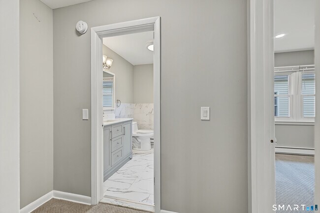 Building Photo - 151 Seaside Ave