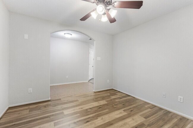 Building Photo - 21810 Colter Stone Dr