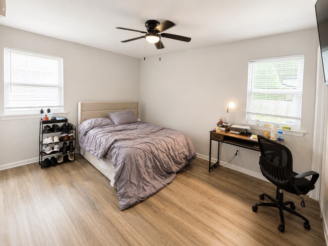 Building Photo - 2940 Sir Meliot Dr