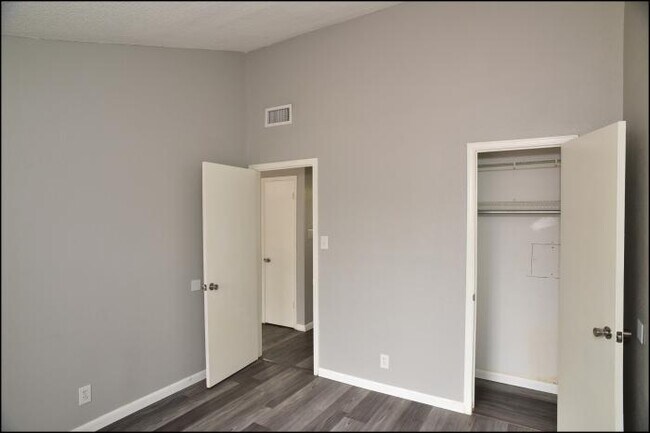 Building Photo - 2 bedroom in El Paso TX 79907