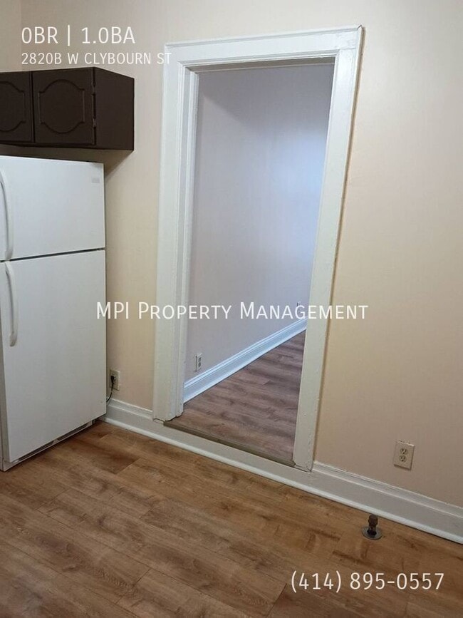 Building Photo - 2820B W CLYBOURN St