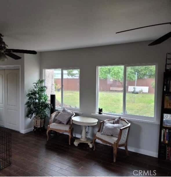 Building Photo - 338 W Bonnie Brae Ct