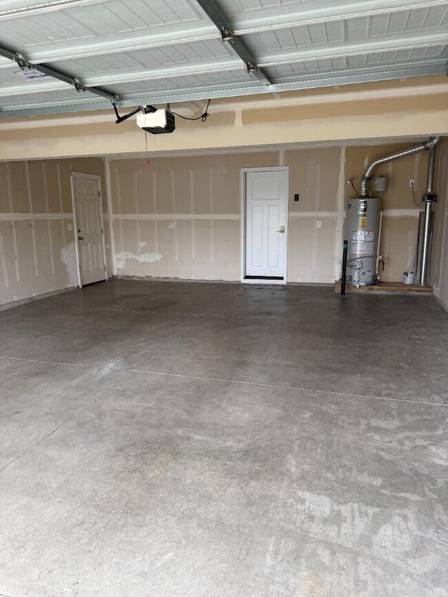 Building Photo - 7777 E Tea Party Dr