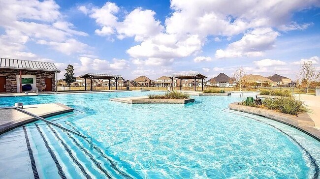 Building Photo - 6818 Yellow Jessamine Ln