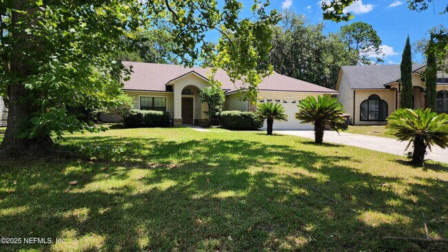Primary Photo - 8800 Mountain Lake Dr S