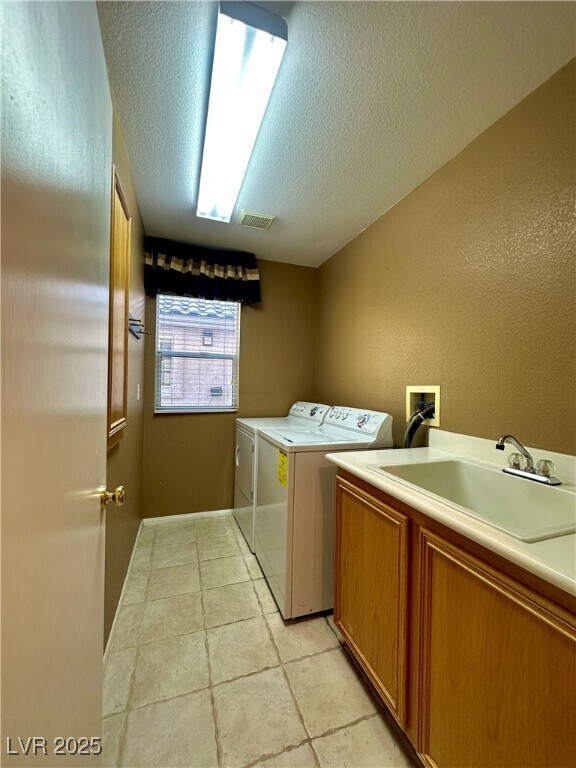 Building Photo - 2705 Sweet Willow Ln