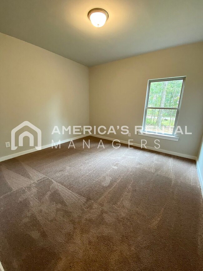 Building Photo - Home for Rent in McCalla, AL...View with 48 Hours Notice!