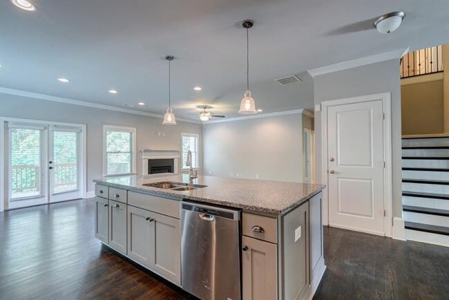 Building Photo - 1317 Winfair Ln NE