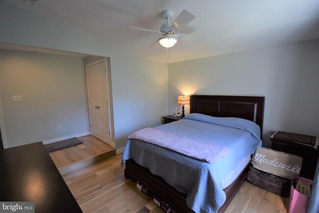 Building Photo - 8811 Badger Dr