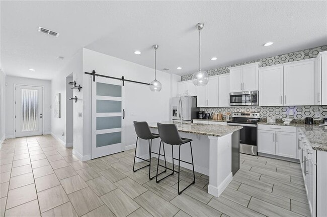 Building Photo - 133 Whirlaway Dr