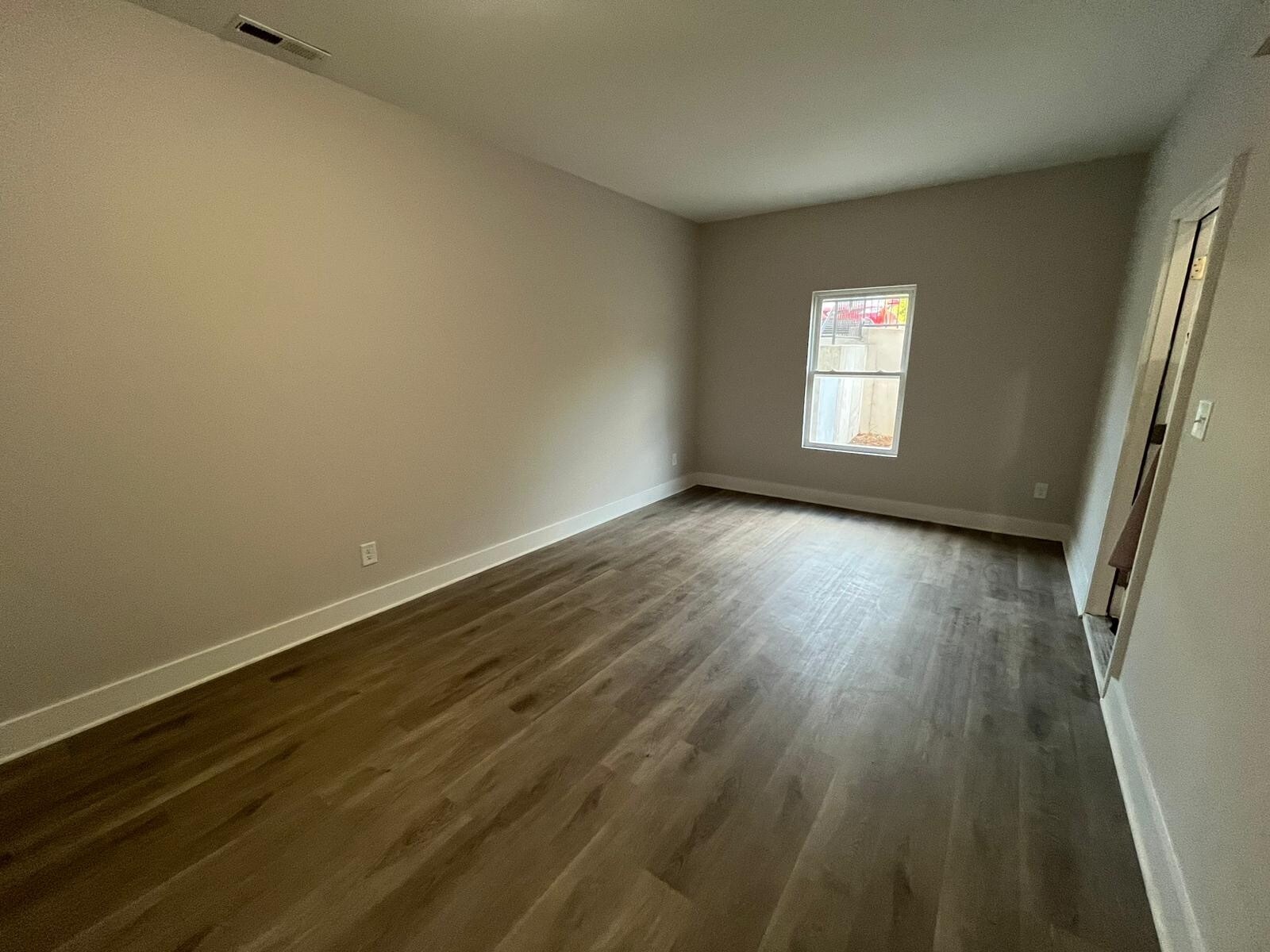 Bedroom - 1042 McLain Rd