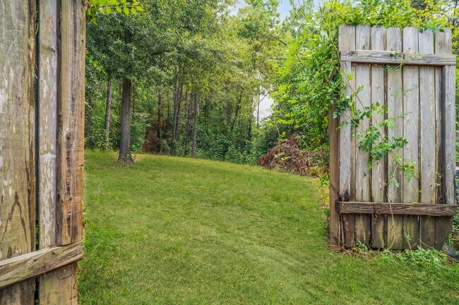 Building Photo - 1601 Katydid Ct