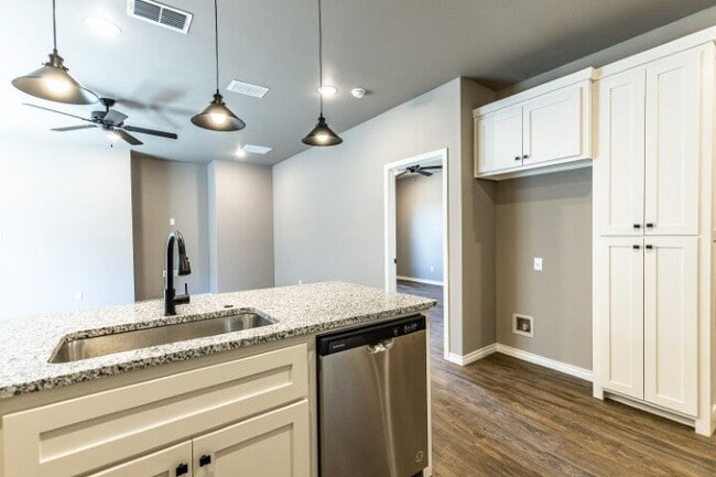 Building Photo - $500 Off First month's Rent - Modern Country Living Only Minutes From Lubbock Metro