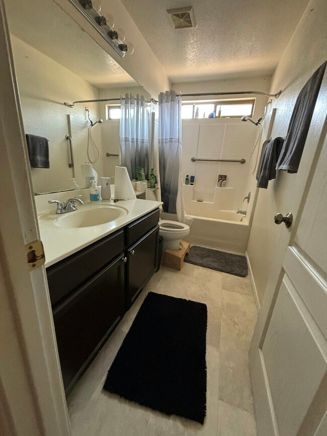 Building Photo - 7646 E Covina St