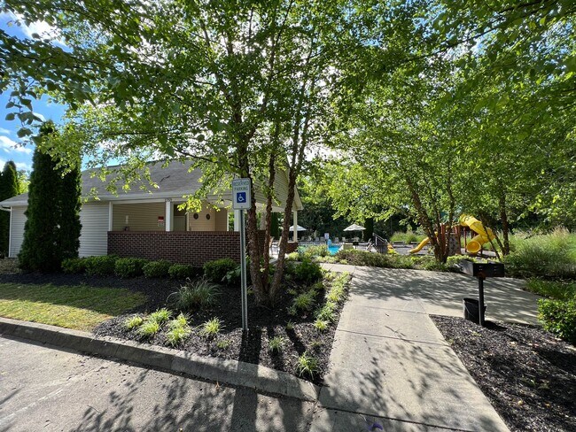 Building Photo - Powell 37849 - 3 bedroom, 2.5 bath home - Contact Tanner Fee 865-850-5103