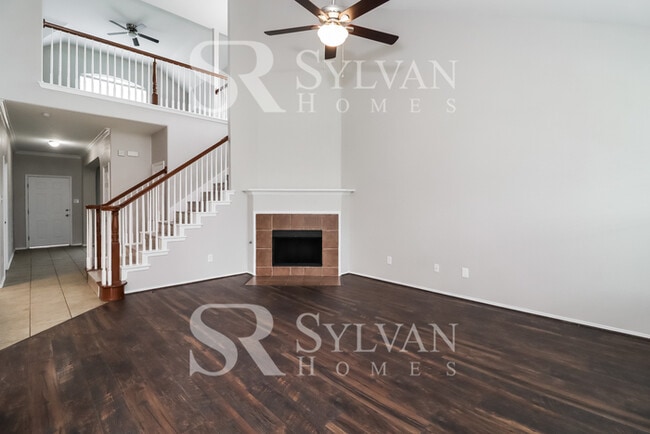 Building Photo - This is Tailored to Your Highest Standards.