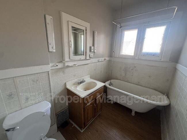 Building Photo - 259-261 Pierpont Street