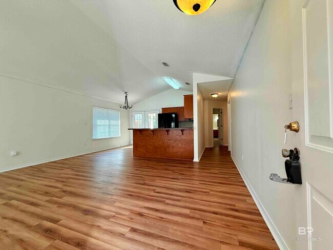 Building Photo - 7343 Franklin Square Ct