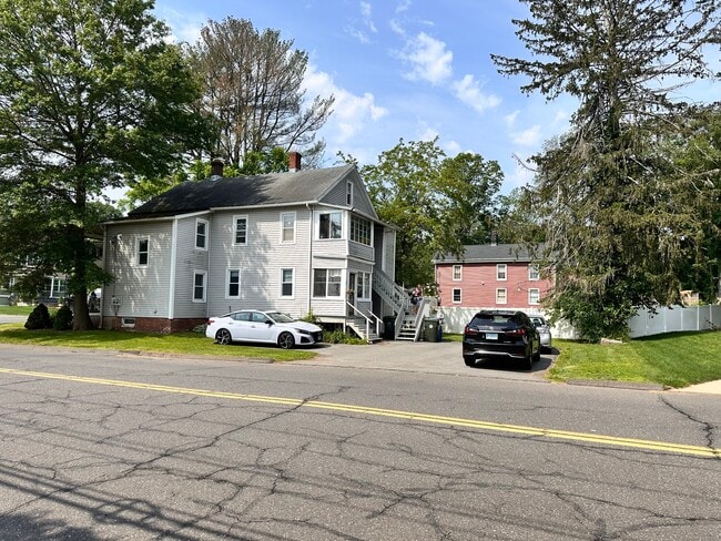 Building Photo - 319 Berlin St