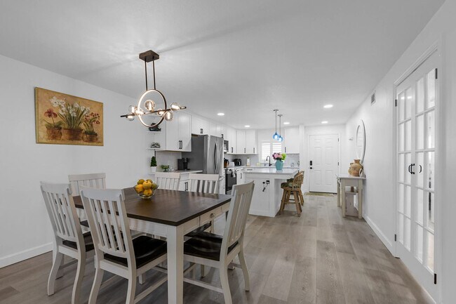 Building Photo - 274 Barlow Ave