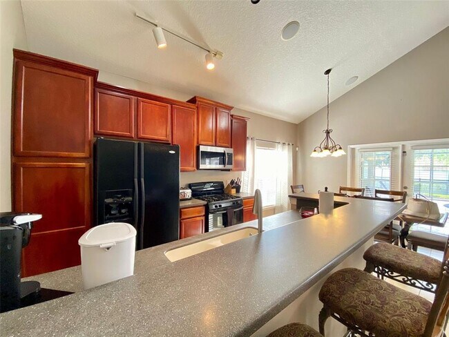 Building Photo - 8000 Acadia Estates Ct