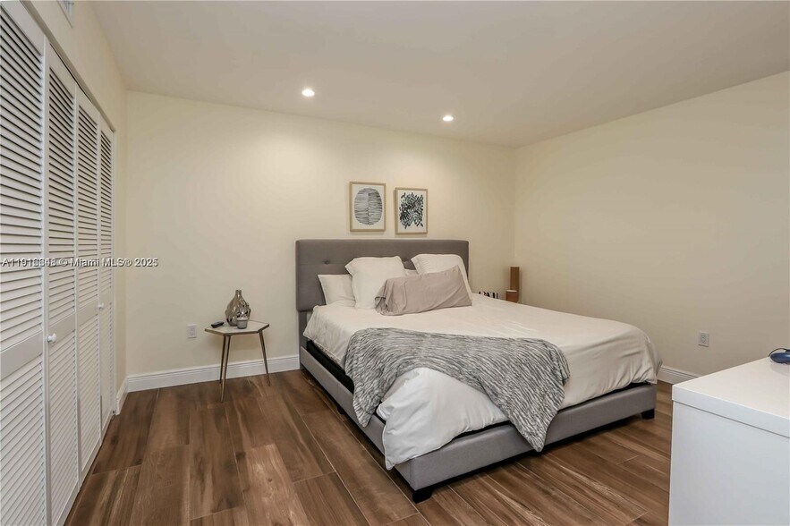 Building Photo - 16509 Fox Den Ct