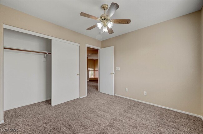 Building Photo - 893 Dancing Vines Ave