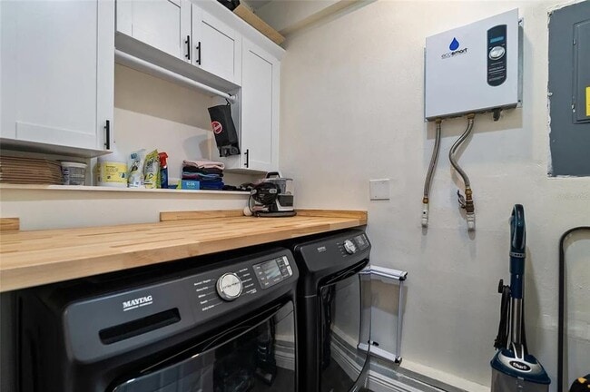 Building Photo - 4628 Dr M.L.K. Jr St N