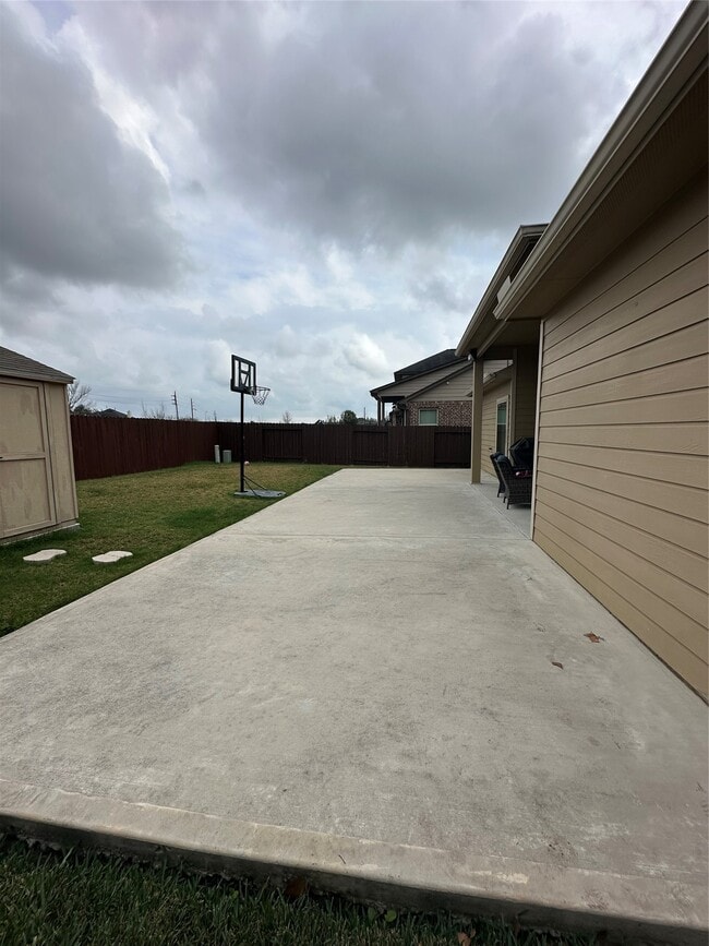 Building Photo - 18726 Bene Vista Dr