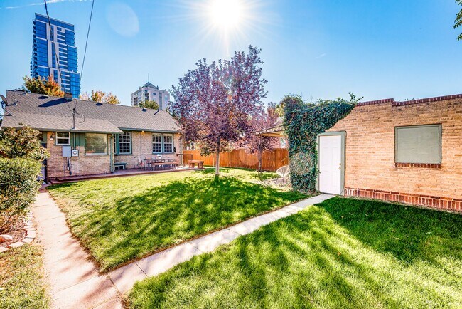 Building Photo - $0 DEPOSIT OPTION! TRADITIONAL BRICK HOME – 4 BED / 2 BATH IN WASH PARK