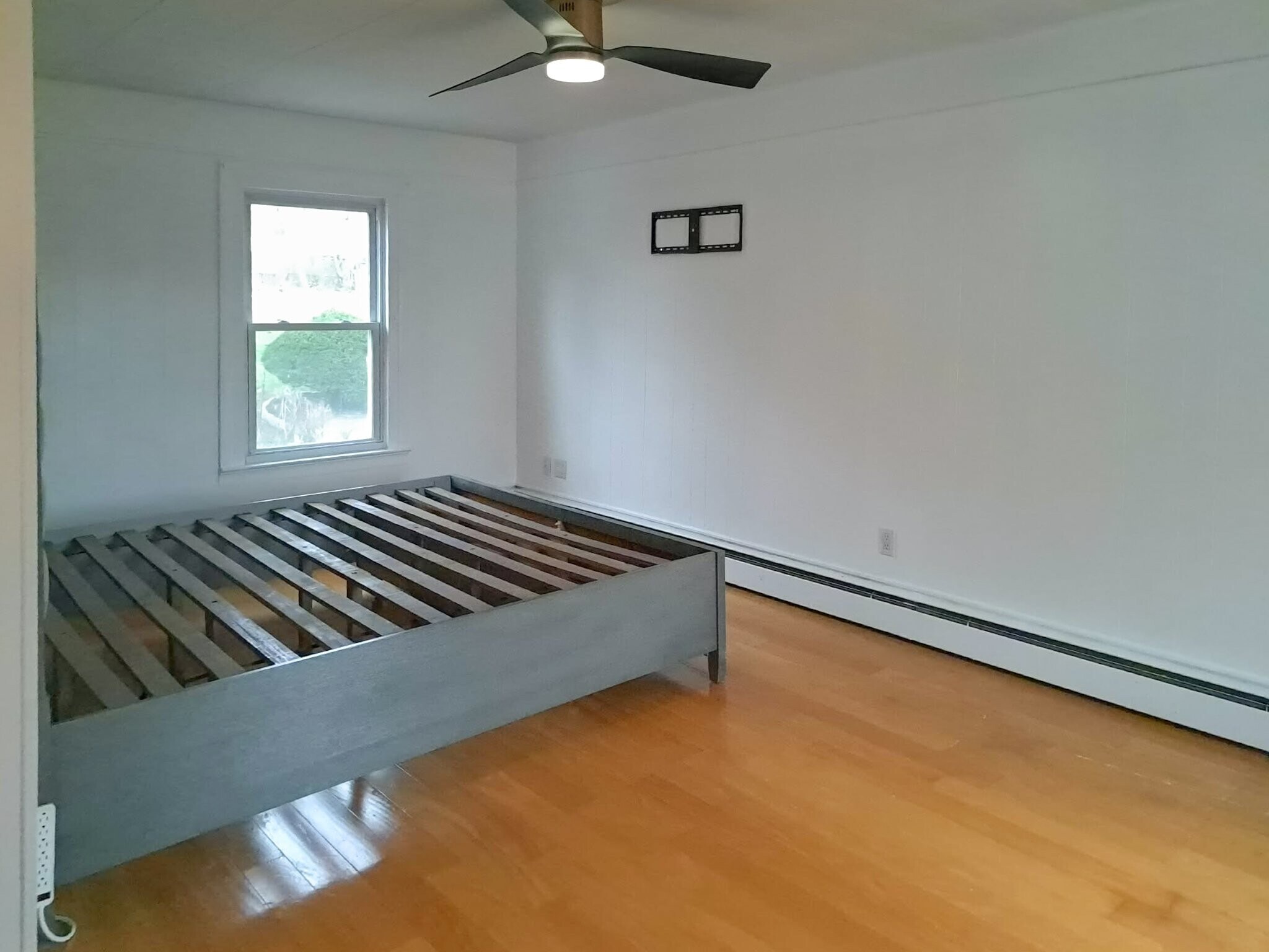 Building Photo - 651 Quinnipiac Ave