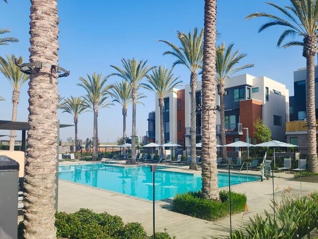 Building Photo - 16332 Dawn Wy