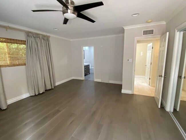 Building Photo - 4 Rent now at Calvena Drive