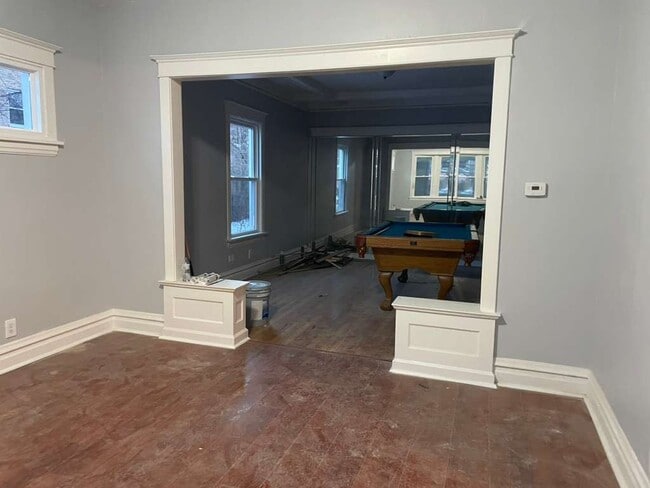 Building Photo - 7840 S Saginaw Ave