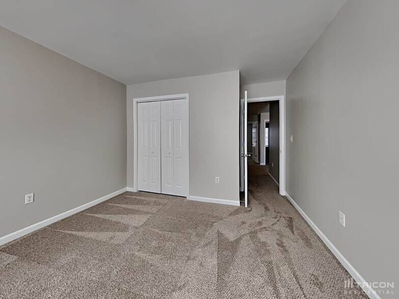 Building Photo - 211 Millstream Ridge