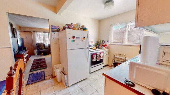 Building Photo - 8543 Cottonwood Dr