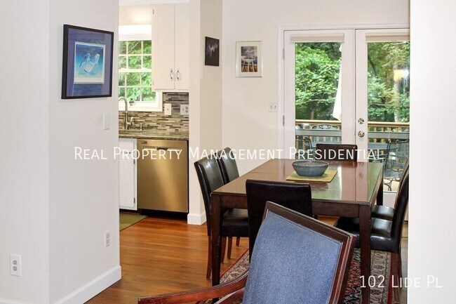 Building Photo - 102 Lide Pl