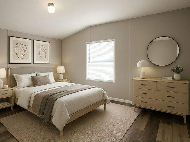 Building Photo - 2015 Scranton Ave